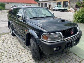 Mitsubishi Pajero - 4