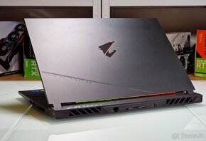 Herný notebook AORUS 15 | QHD 165Hz | i7-13700 | RTX 4070 - 4