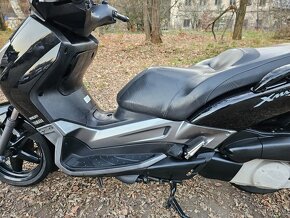 Yamaha XMax 250 r.v. 2007 - 4