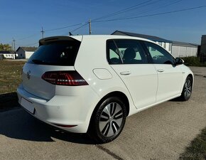 Volkswagen Golf e - 4