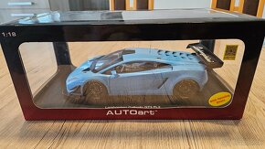 Autoart 1:18 Lamborghini Gallardo GT3 FL2 - 4