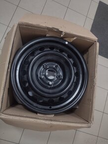 Nove plechové disky Toyota R15 - 4