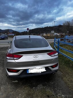 Hyundai i30 fastback - 4