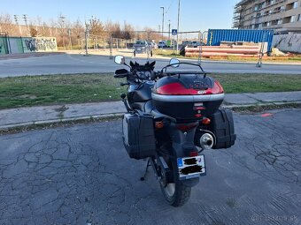 Suzuki DL650 V-strom - 4