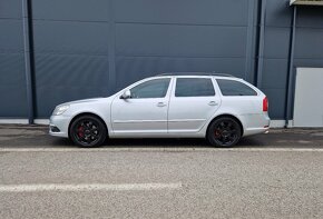 Škoda Octavia Combi 2.0 TDI RS DSG - 4