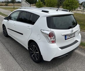 Toyota Verso 1,8 benzín, automat, 108 kw - 4