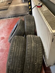 Predám pneu 205/60R16 4 kusy - 4