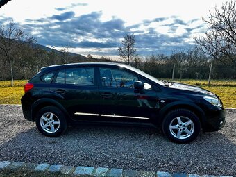 Predám Subaru XV 2.0i 110kw 4x4 2012 naj. 164000km - 4