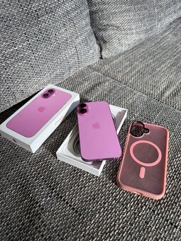 Apple iPhone 16 Pink 128GB - 4