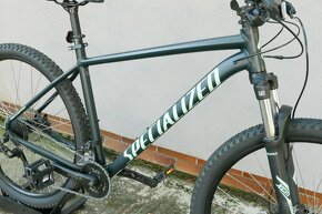 Predám horský bicykel SPECIALIZED Rockhopper sport 29   X L - 4