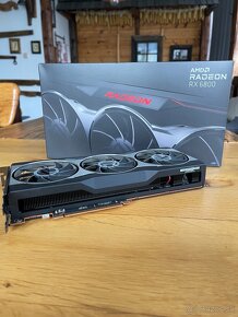 AMD Radeon 6800 - 16GB - 4