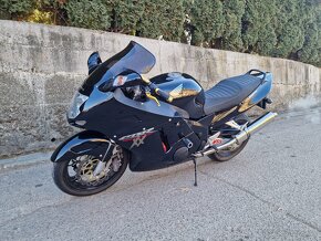 Honda cbr 1100xx blackbird - 4