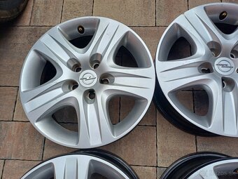 plech.disky s puklicami Opel--61/2Jx16-ET-39---5x110 - 4