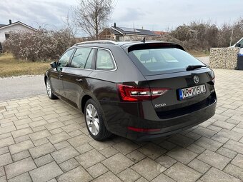 Škoda superb - 4