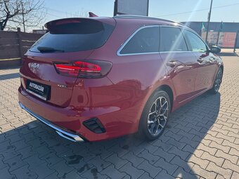 Kia Ceed SW 1.5 T-GDi GT-Line A/T - 4