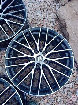 5x112 r19 zimne 225/35 continental - 4