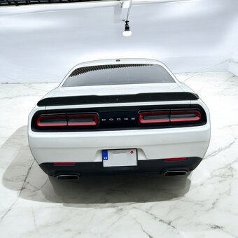 Dodge Challenger 5.7 HEMI V8 2019 - 4