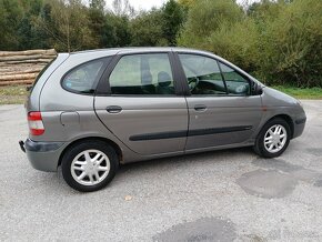 Renault Megane Scenic 1.9 - 4