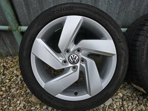 5x112 R17 VW Richmond 225/45 R17 - 4