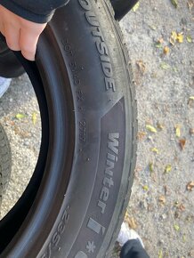 Hankook  Winter ICept EVO2 SUV 235/55 R18 104V - 4