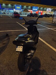 Aprilia SR 50 70cc L1e - 4