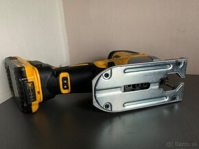 DeWALT DCS335N Aku priamočiara píla - 4