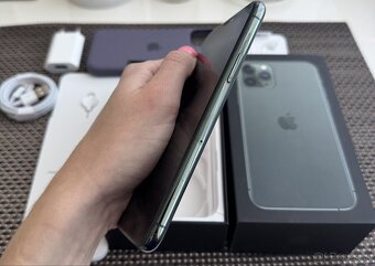 IPhone 11 Pro 64GB Midnight Green- perfektny stav - 4