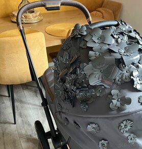 Cybex Priam rose gold + flowers vanička 3.0 - 4