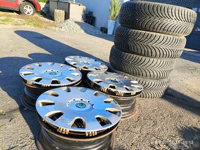 Gumy 195/65 r15 + plechace r15 5x100 - 4