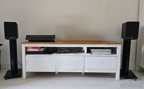 Repro Q Acoustics 2020 + originál stojany - 4