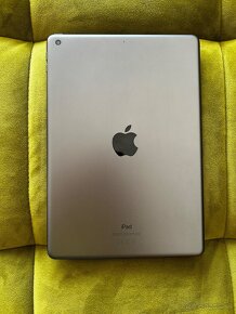 Apple iPad 10.2 ,  9. generacia 64GB WiFi - 4