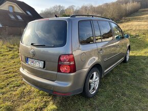 Predám VW Touran 1,9TDi (M6) - 4