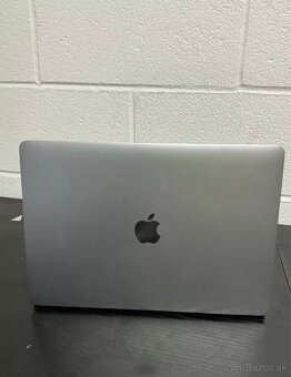 Apple Macbook Pro M2 8/256GB Space grey - 4