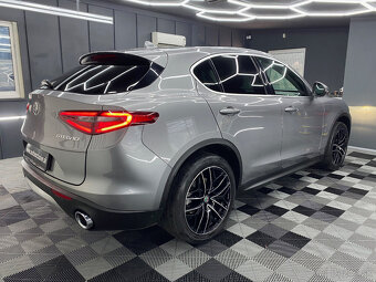 Alfa Romeo Stelvio 2.0 GME Super AWD A/T - 4