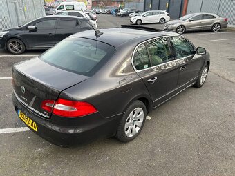 Skoda Superb 2.0 TDI DSG DOVOZ GB - 4