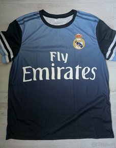 Dres Real Madrid - 4