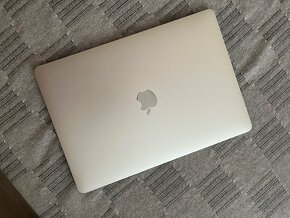 MacBook Pro 13” M1 - Vynikajúci stav, drobná prasklinka - 4