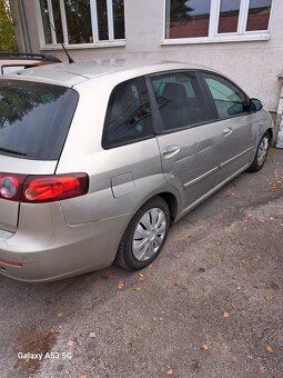 Predám Fiat croma 2,2 108kw benzin/lpg - 4