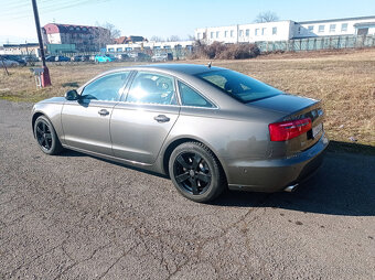 Audi A6 - 4