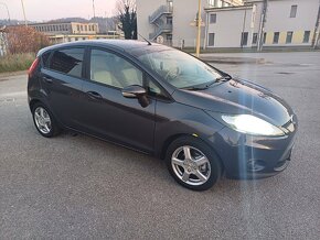 Ford Fiesta - 4