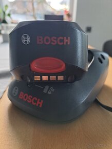 BOSCH nabíjačka 18V - 4