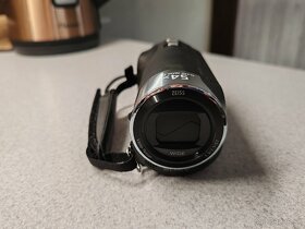 Sony HDR-CX240E - 4