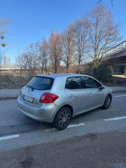 Toyota Auris 1.4 71kw - 4