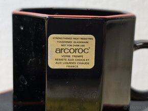 Šálky fráncúzskeho výrobcu Arcoroc 1980 - 4