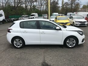 Peugeot 308 1.2 i 81 kW r.v.2018 95 000 km ČR+1.majitel - 4