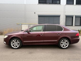 Škoda Superb 2 2.0 TDi M6 sedan - 4