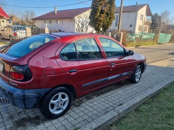 Predám Renault Megane 1.4 55 - 4