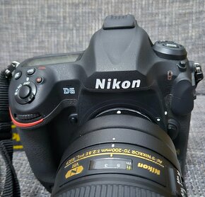 Nikon D5 - 4