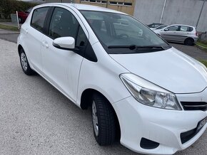 Toyota yaris 1,0i 2014 139000km kup v SR - 4