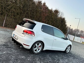 Volkswagen Golf 2.0 TFSI GTI - 4